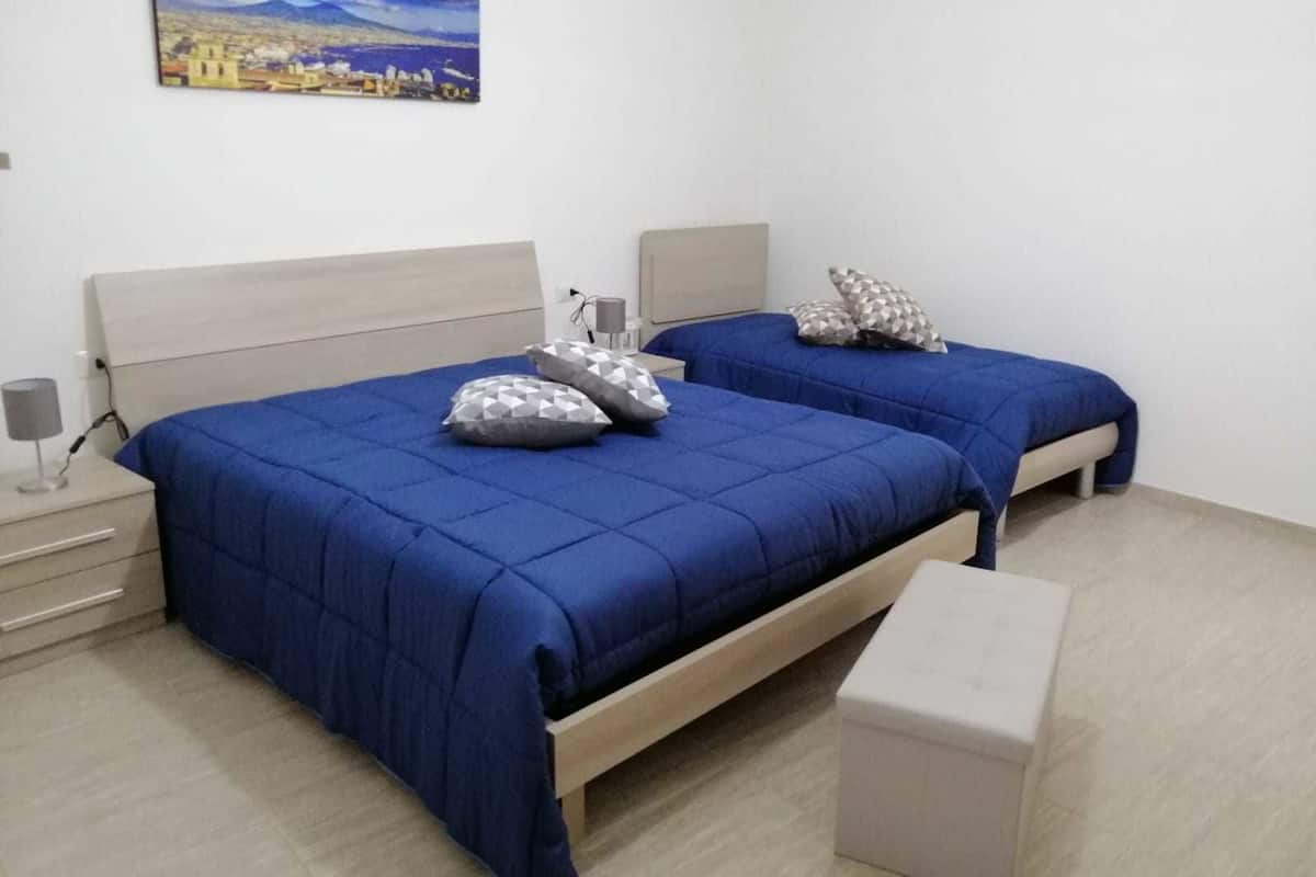 Chambre Triple Confort, salle de bains privée