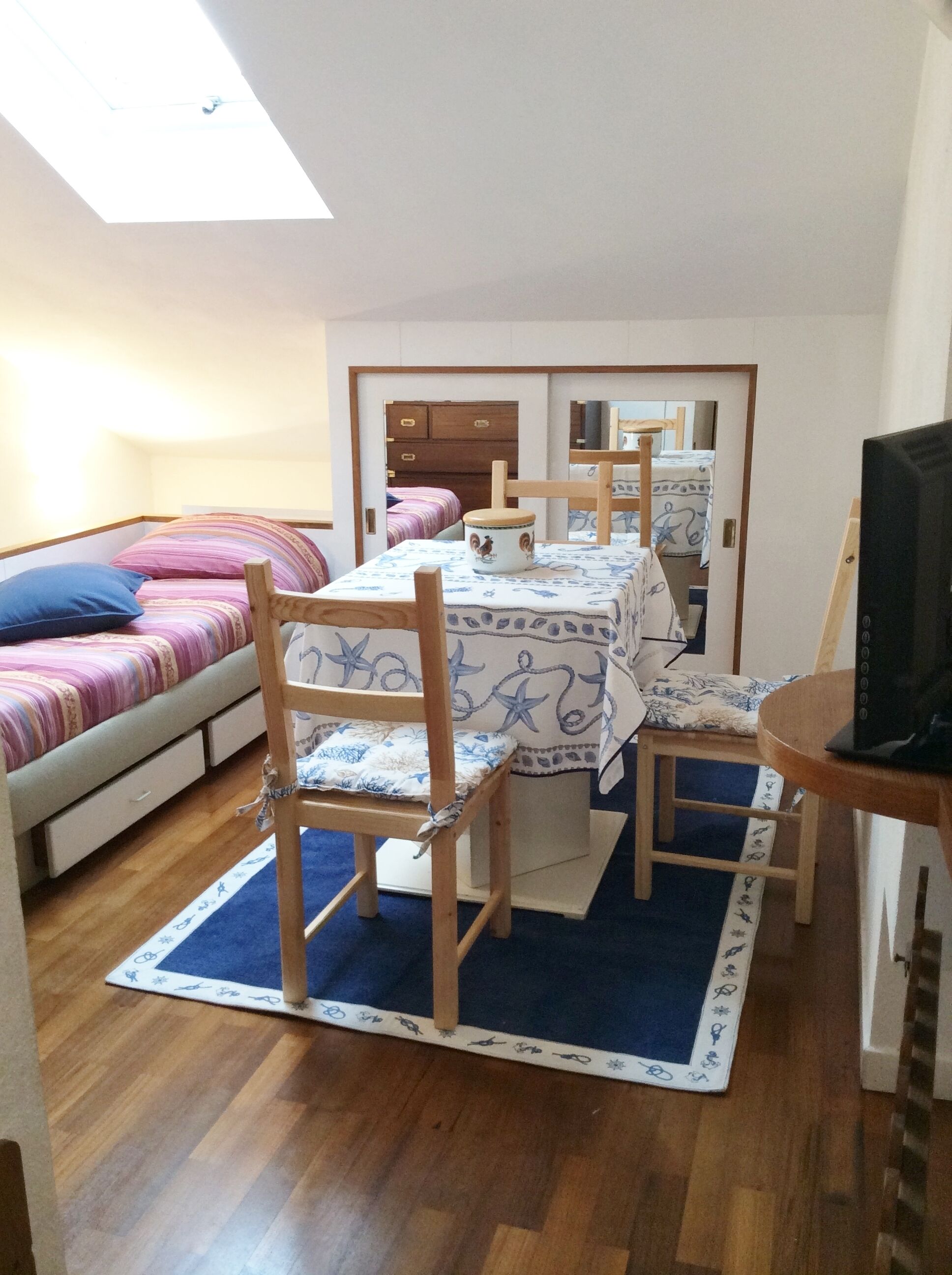 relaxation at sea will work 'to live on a boat