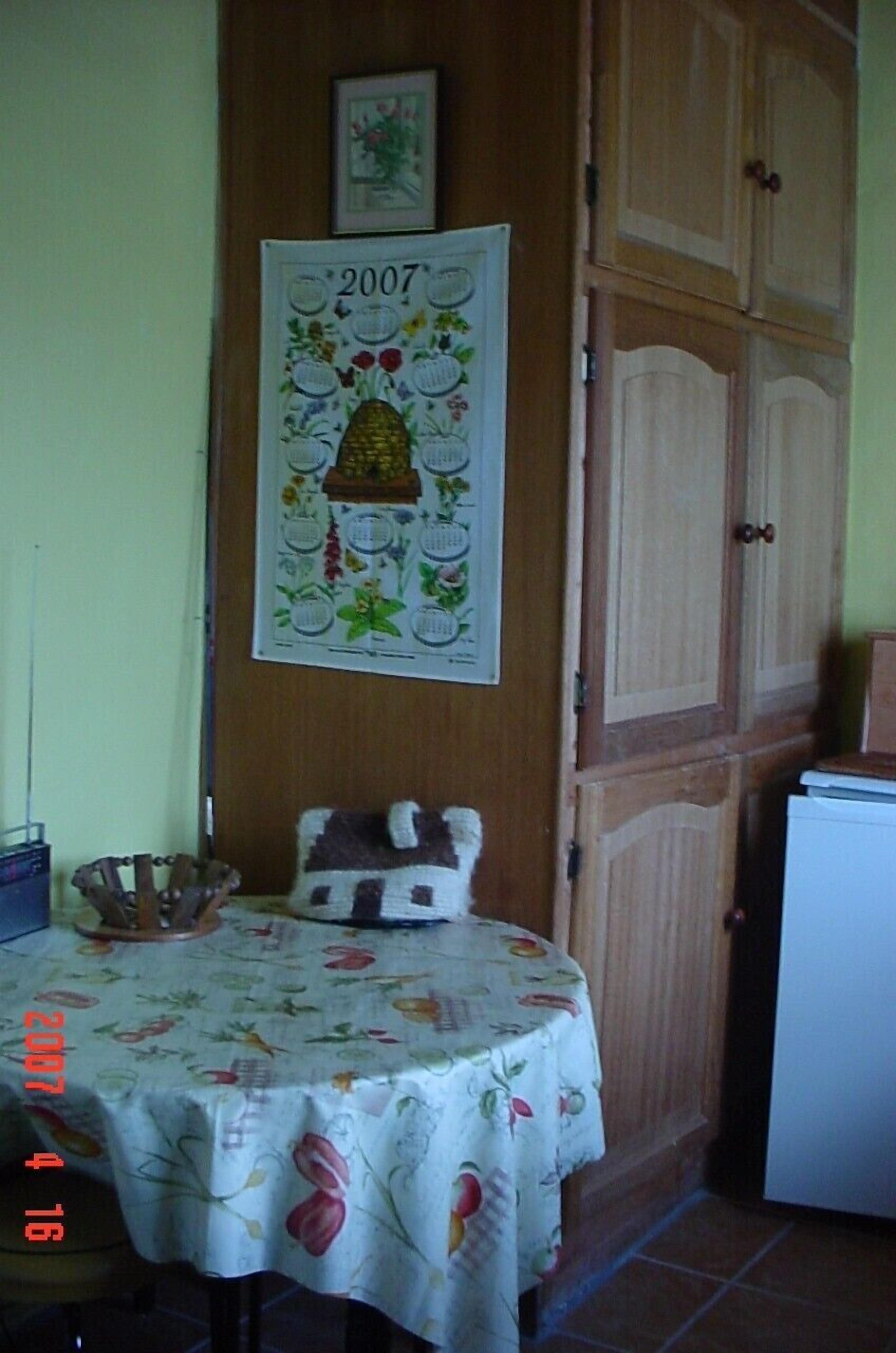 Shore Cottage - an artist's paradise