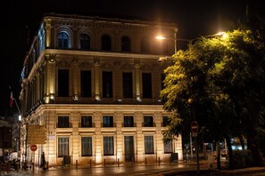 Esterni