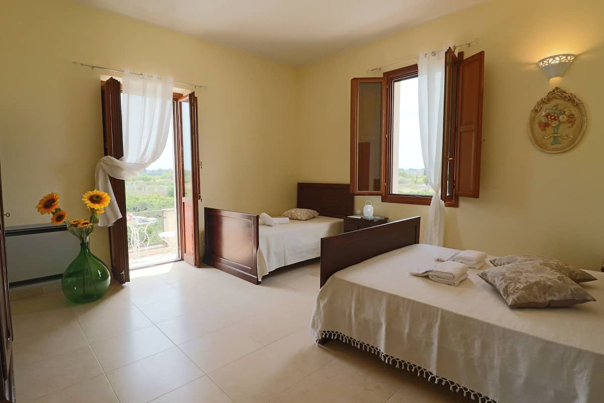 Triple Room | Bed sheets