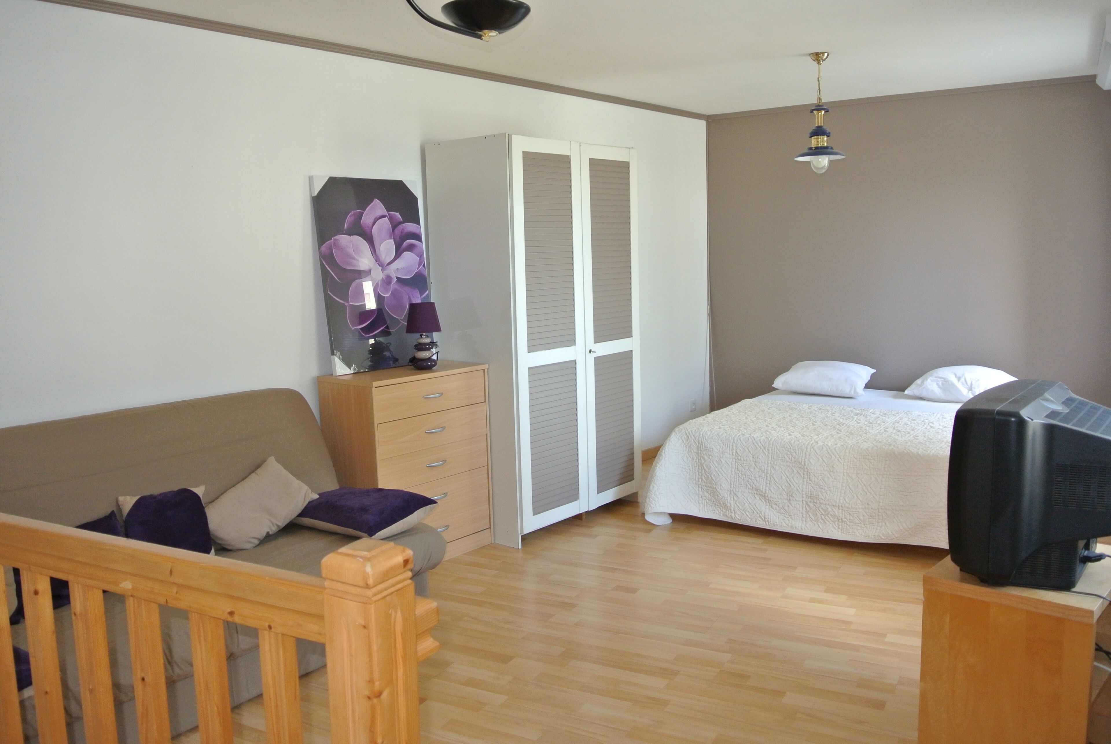 House facing huge beach of St Efflam