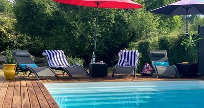Gßte de charme avec grand jardin et vue sur les Pyrénées, prÚs de Carcassonne