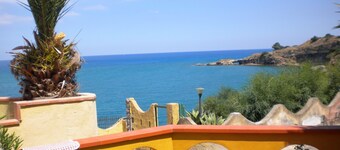 Huset Rosi leilighet med utsikt over Etna og havet 