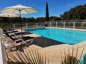 Piscine extérieure