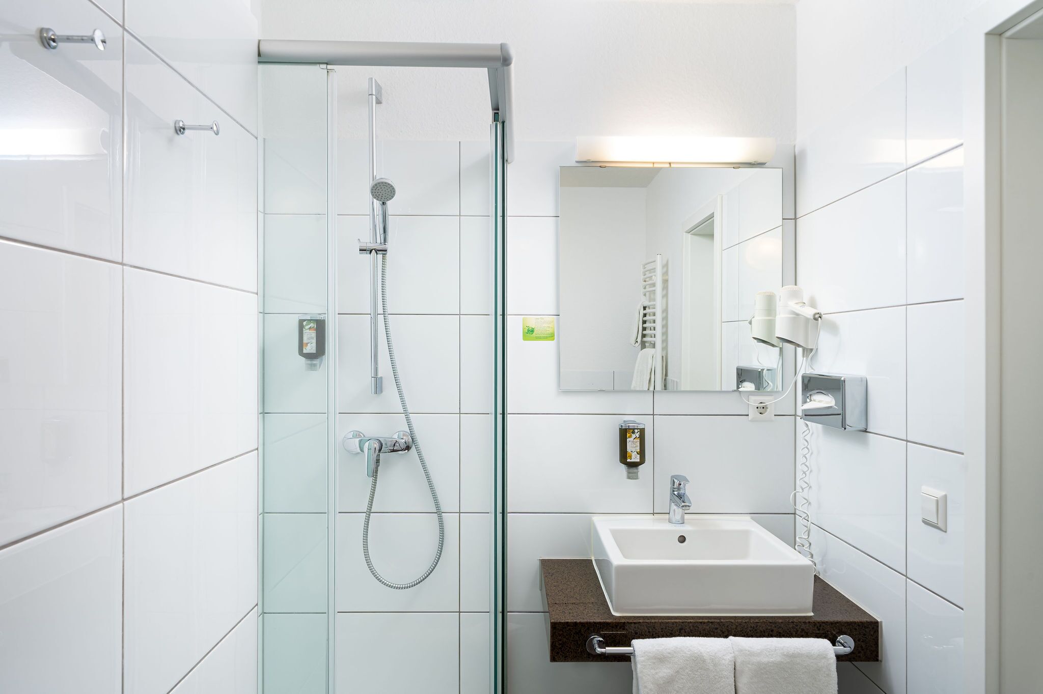 deluxe double room | bathroom | shower, free toiletries, hair dryer, bathrobes