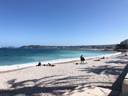 Charmant appartement de 2 chambres dans le port de Javea. Air conditionné, Wifi