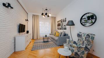 Exclusive Apartment, 1 Double Bed with Sofa bed, Non Smoking, Courtyard View