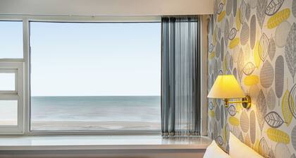 Bluewaters Hotel, Blackpool North Promenade