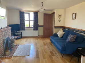 Smart TV, fireplace, books, stereo - Great House, Fab Seaview, Quiet Rd, Blue Flag Beach & 10% off 7 nights or more (Mundesley)