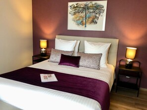 Comfort tweepersoonskamer (Quetsche) | Luxe beddengoed, individueel gedecoreerd, individueel gemeubileerd