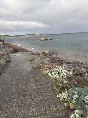 Tæt på stranden