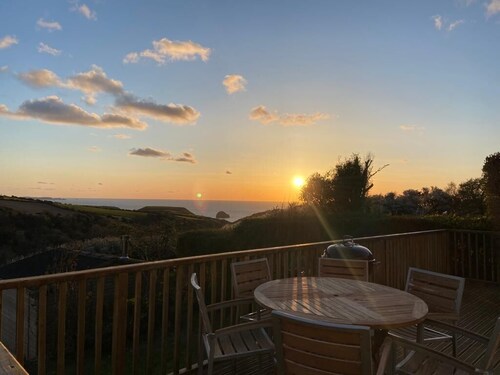 Amazing sea view and 3 bedrooms