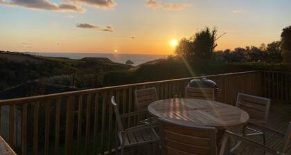 3-Bett-Cottage - herrlicher Meerblick! Nr Trebarwith Stand