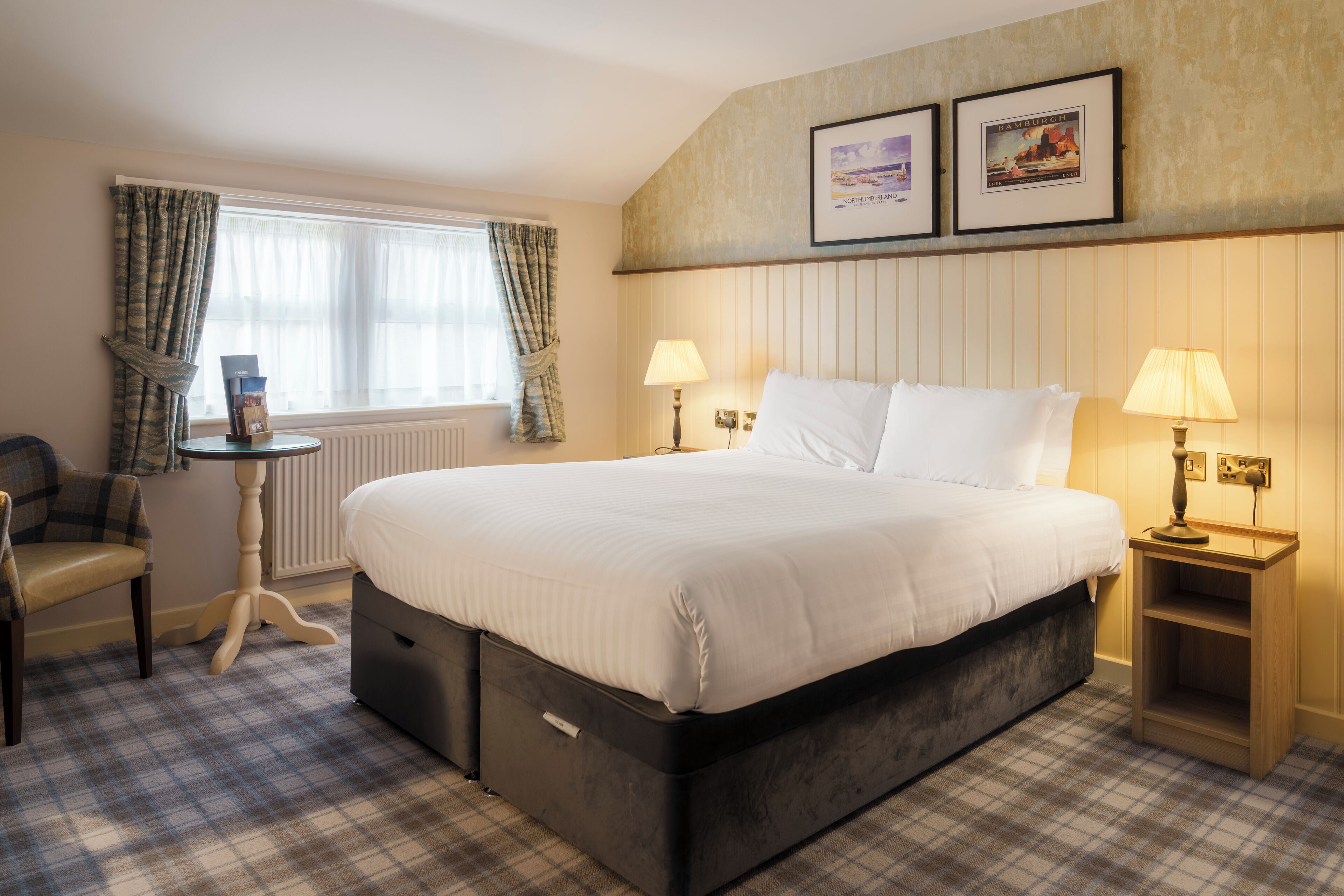 Budget Double Room | In-room safe, desk, iron/ironing board, bed sheets