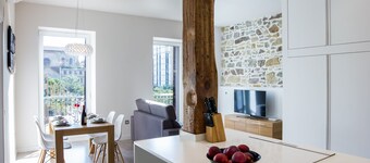 Nice apartment for 4 people in the centre near the beach. WI-FI and AC.