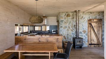 House, Non Smoking ((TOPOCALMA)) | In-room dining