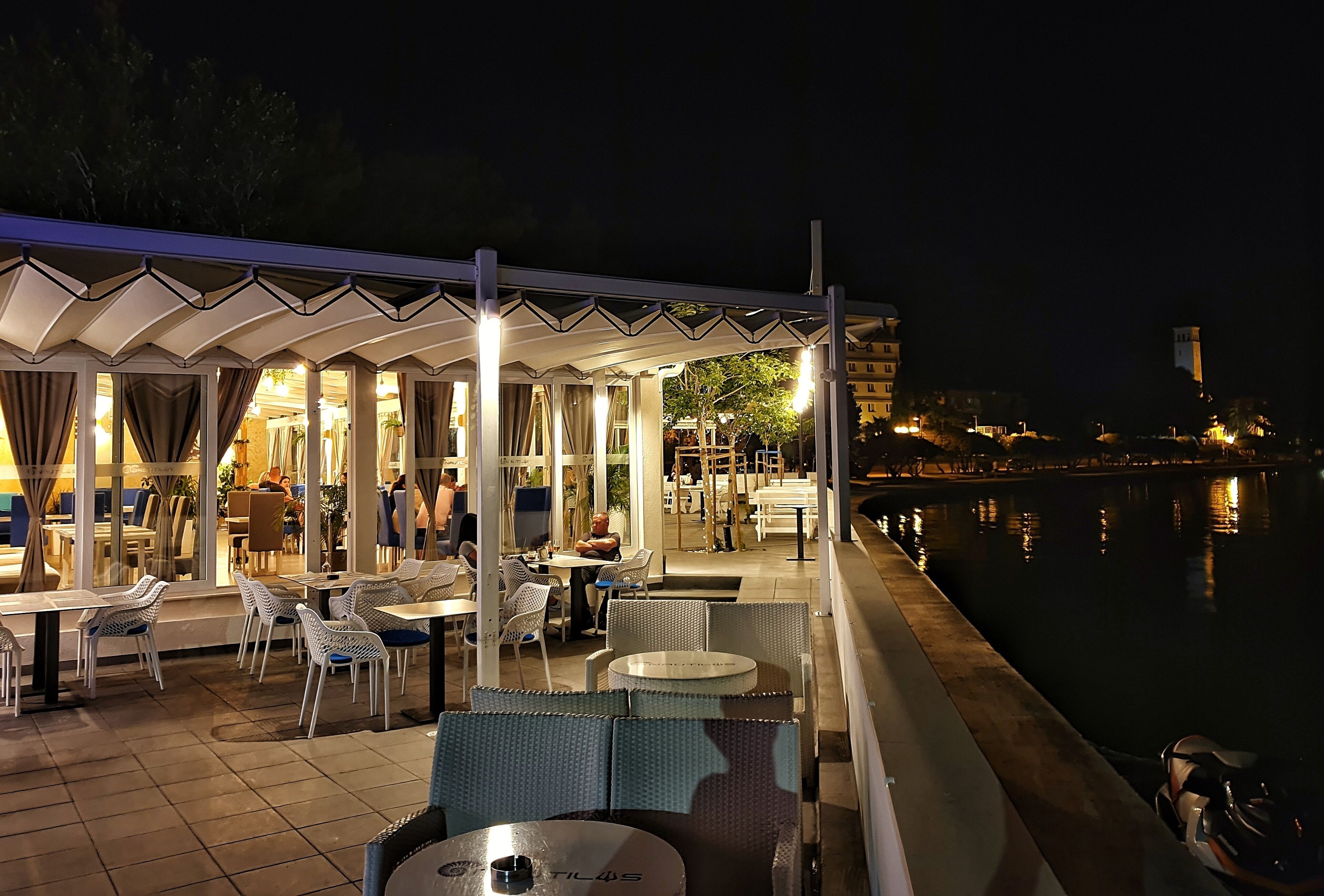 Restauration extérieure