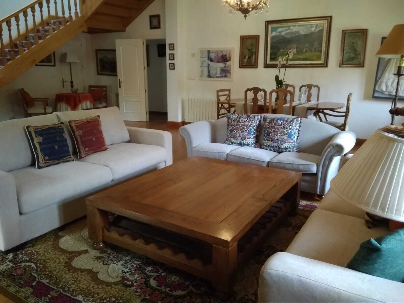 TYPICAL MOUNTAIN HOUSE IN PICOS DE EUROPA (POTES) WITH PRIVATE GARDEN