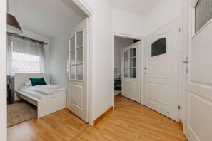 Comfort-Apartment, Mehrere Betten, Nichtraucher, Blick auf den Innenhof