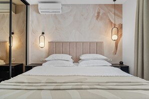 2 bedrooms, in-room safe, desk, iron/ironing board - Apartment Bakota with panoramic sea view, only 200m from the sea (Duće)