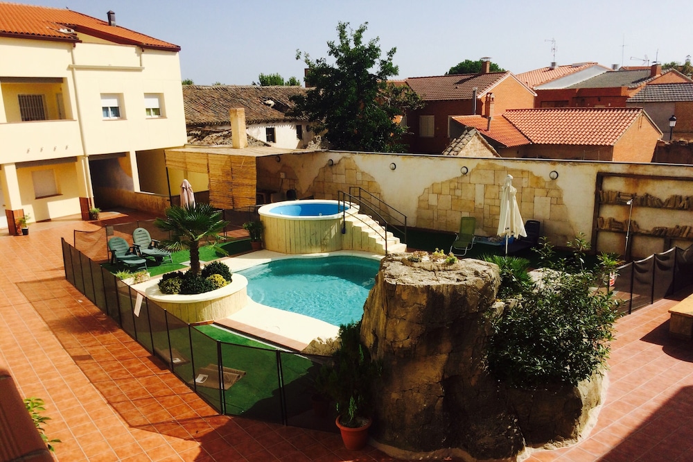 Apartamentos Alcabón