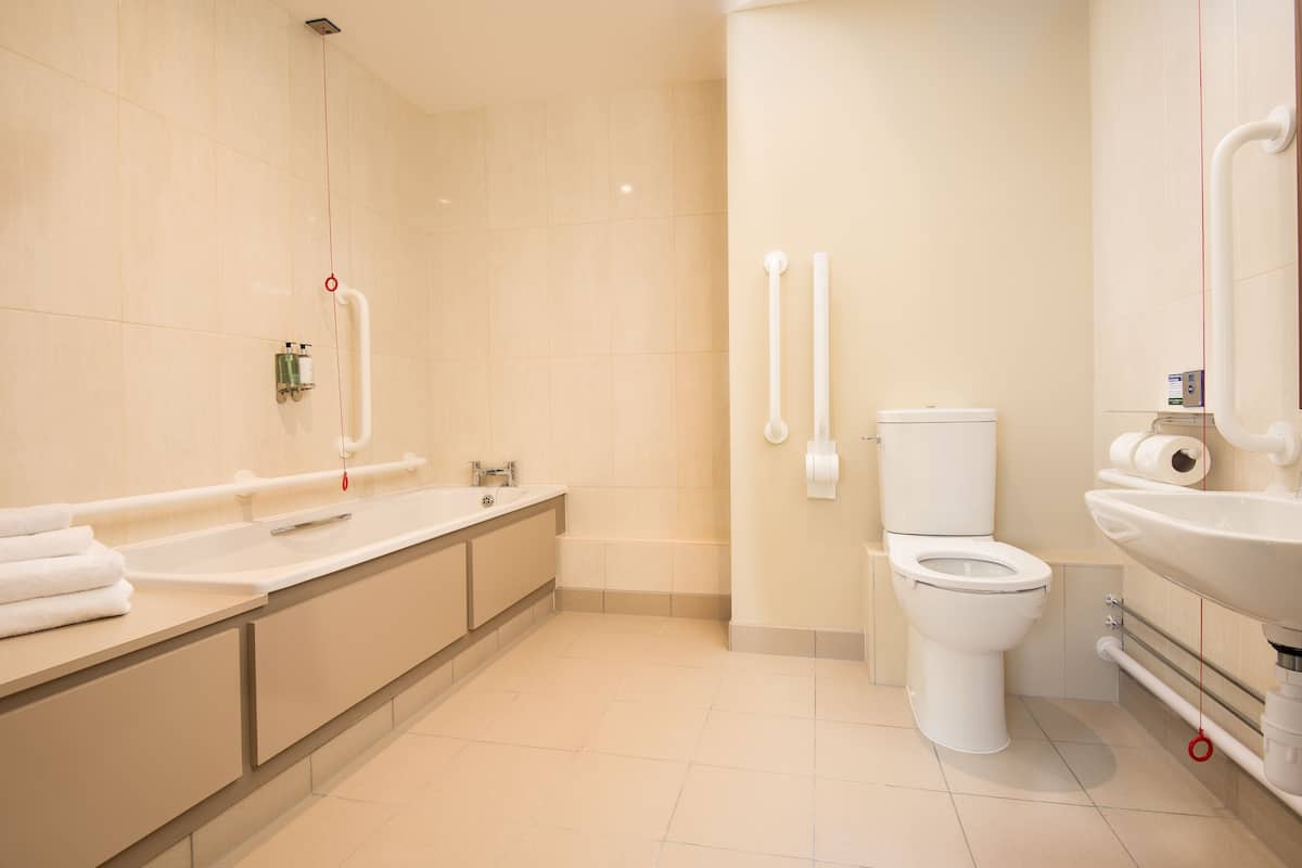 double or twin room, accessible | bathroom | shower, free toiletries, hair dryer, towels