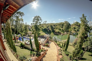 Superior Double Room, Lake View | Minibar, free WiFi, bed sheets - Mansion by Bernalo Hotels (Guatapé)