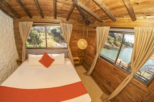 Minibar, wifi gratis y ropa de cama 