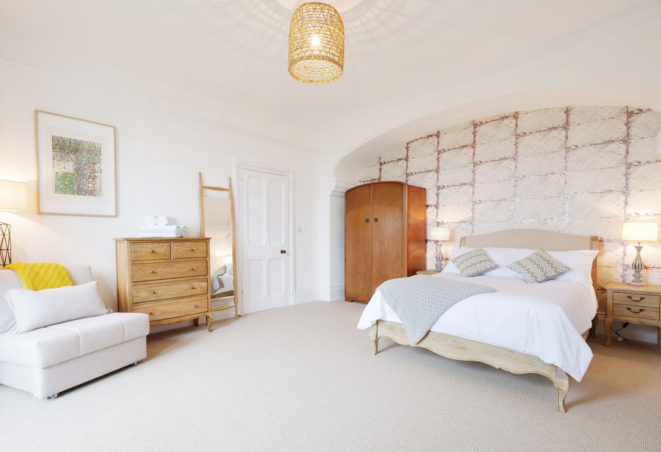 The Getaway at Summerleaze Beach…sand,sea,surf,SW coastal path, on your doorstep