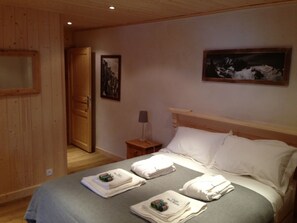 4 habitaciones, wifi y ropa de cama 