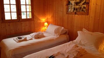 4 camere, Wi-Fi, lenzuola