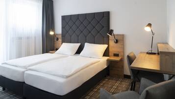 Double Room | Hypo-allergenic bedding, in-room safe, blackout drapes, free WiFi