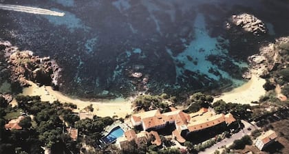 Typical Costa Brava villa with 4 bedrooms and 3 bathrooms, swimming pool and sea view