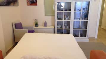 2 chambres, fer et planche Ă  repasser, draps fournis