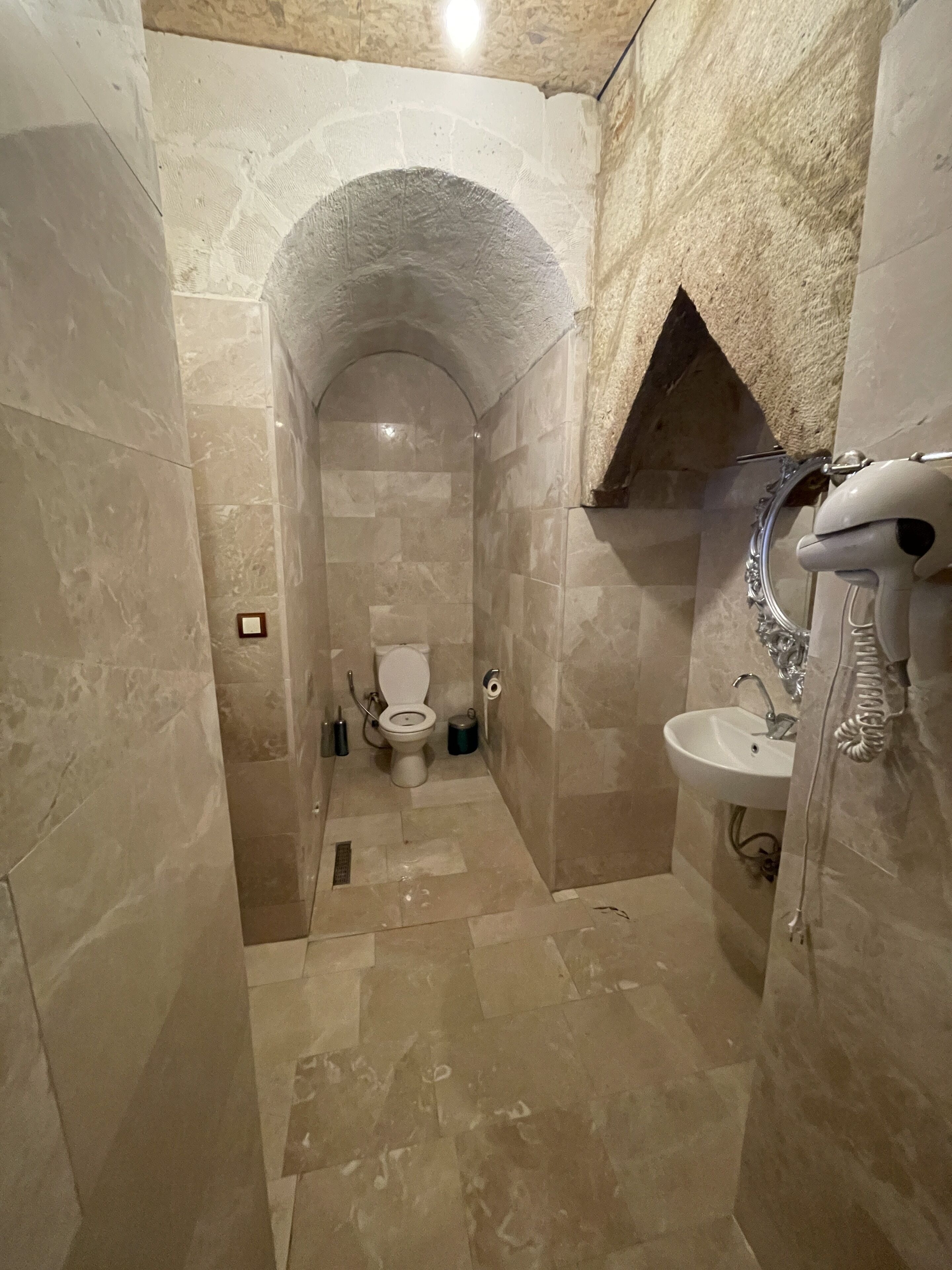 Basic Double or Twin Room, 1 Bedroom, Valley View | Bathroom | Shower, rainfall showerhead, hair dryer, towels