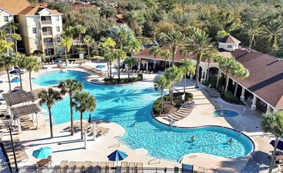 Outstanding 6 Bed Villa, Pool & Spa, Superb Lakefront Setting, 5* Windsor Hills