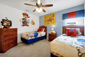 6 bedrooms, in-room safe, desk, iron/ironing board