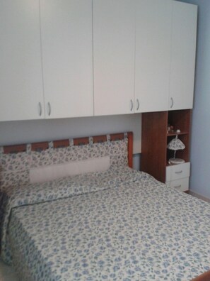 Comfort-Apartment, 3 Schlafzimmer, Nichtraucher, Küche | Bügeleisen/Bügelbrett, Babybetten, Zustellbetten, kostenloses WLAN