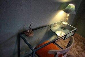 Chambre avec lits jumeaux, 2 lits une place, non-fumeur | Équipements de la chambre