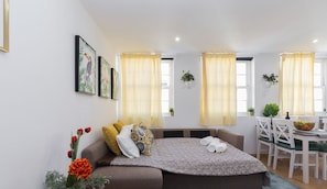 1 bedroom, iron/ironing board, WiFi, bed sheets