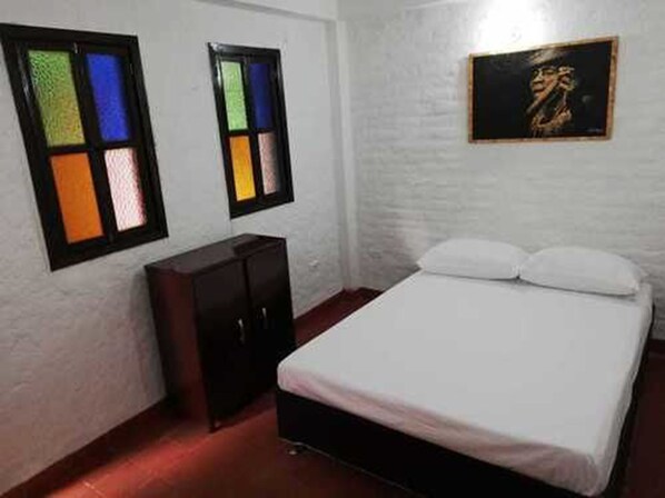 Rollaway beds, free WiFi, bed sheets