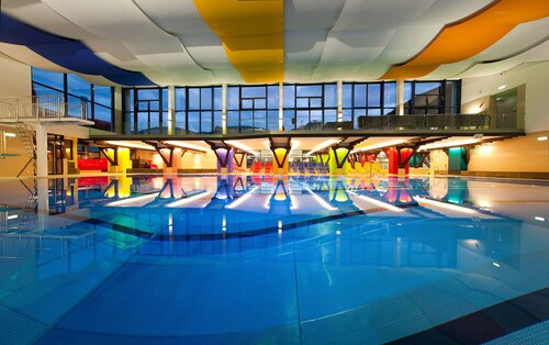 Modern, spacious apartment - 250m from town centre, 300m from ski lifts