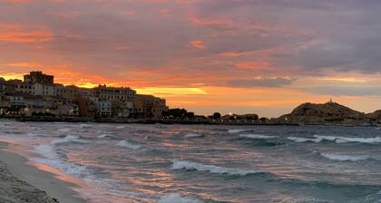 Belle villa récente avec vue sur la mer et l'Ile Rousse