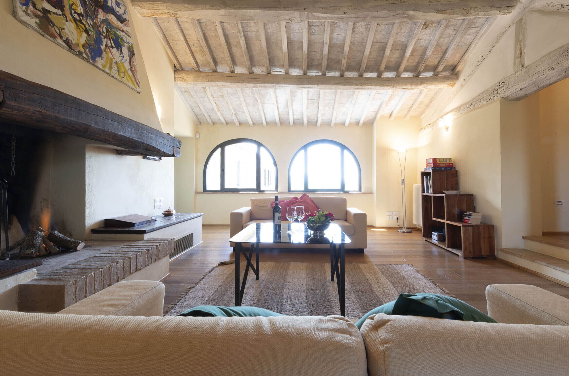 Beautiful villa in the Tuscan countryside near Montalcino