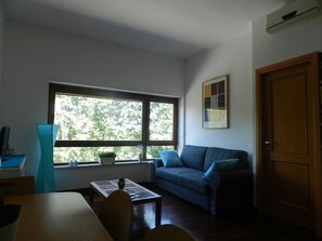 TV - Two bedroom apartment in Rome with swimming pool - San Pietro / Vaticano (Roma)