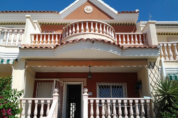 Villa Front