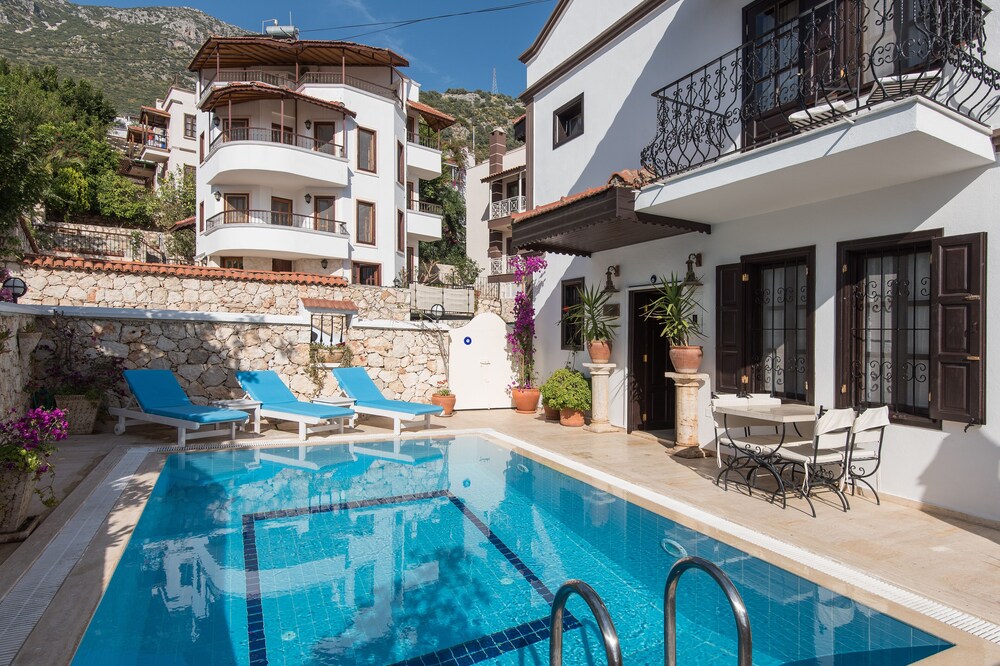 Villa Alarahan in central Kalkan Old Town with private heated pool, no taxis!