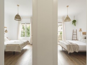 3 chambres, fer et planche à repasser, accès Internet, draps fournis