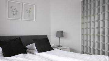 Lägenhet Deluxe - 1 dubbelsäng med bäddsoffa - icke-rökare - utsikt mot staden | 1 sovrum, strykjärn/strykbräda, gratis wi-fi och sängkläder